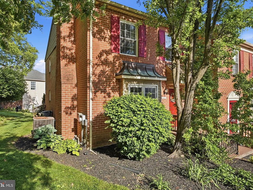 1st image of 629 Coates Ln