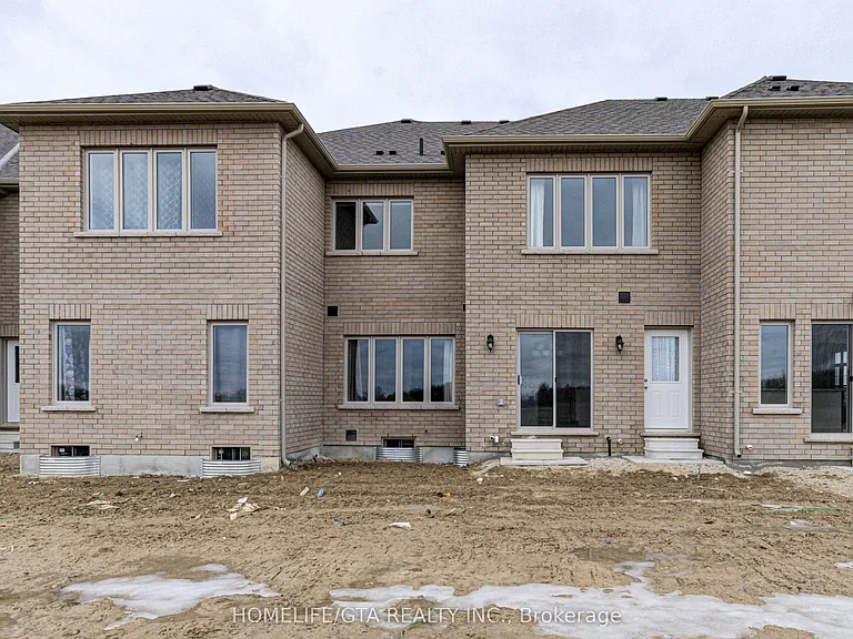 168 Union Blvd — Photo 25