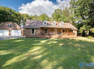 17986 County Road 33, Fackler, AL 35746