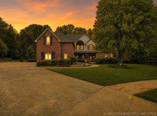 6301 S 5th Ave, Broken Arrow, OK 74011
