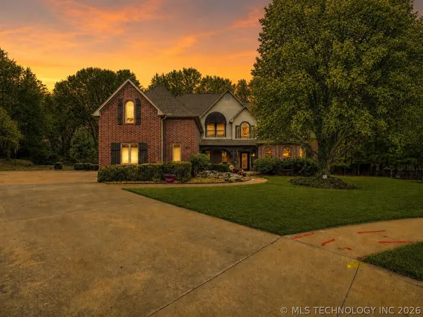6301 S 5th Ave, Broken Arrow, OK 74011