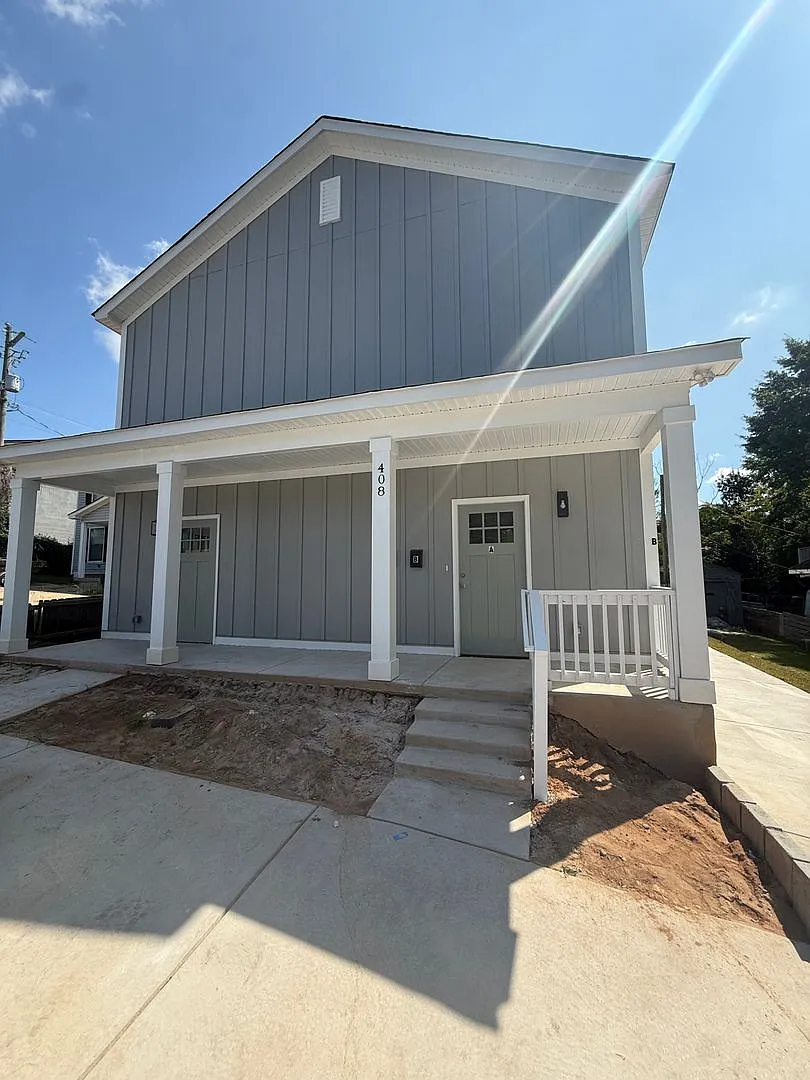 408 S Gregg St — Photo 1