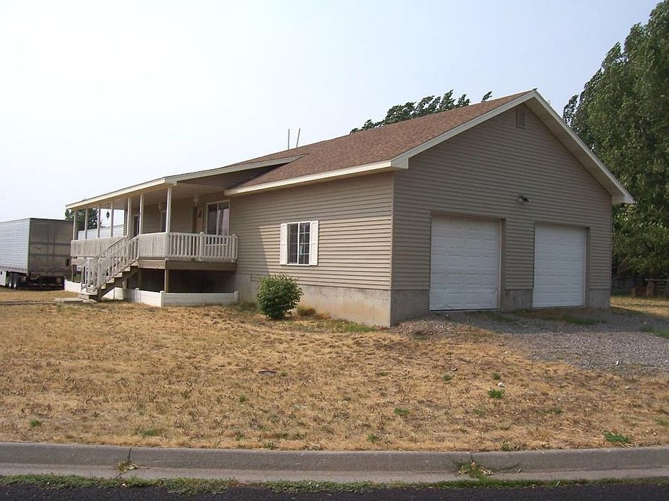 1st image of 905 Aspen Dr