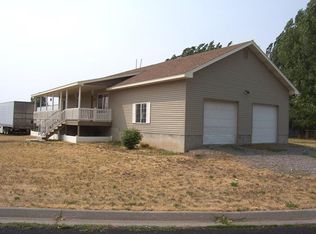 905 Aspen Dr, Saint Anthony, ID 83445