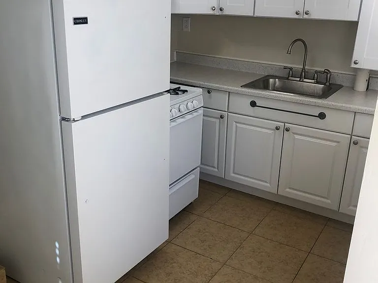 4260 Campus Ave — Photo 4