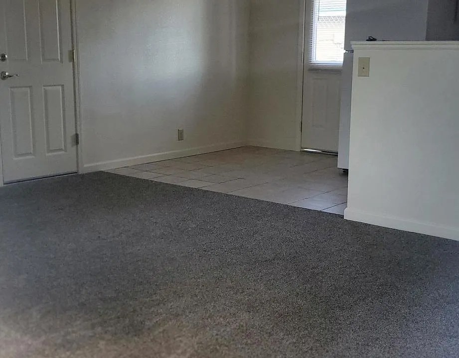 1146 Elliott Rd #12