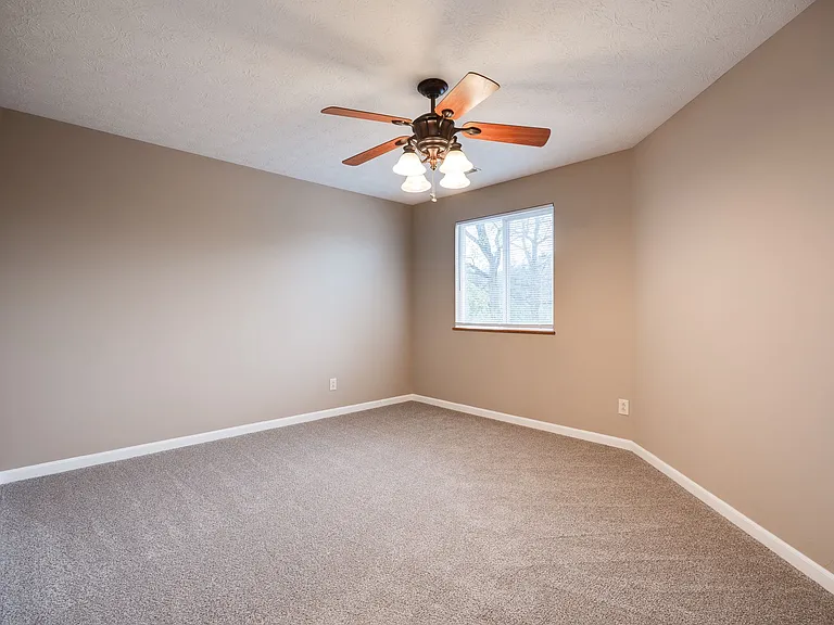 2043 Pine Forest Dr — Photo 17