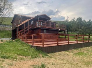 3747 Mountain Rd, Cedar Bluff, VA 24609