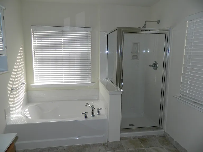 1027 Remington Oaks Cir — Photo 26