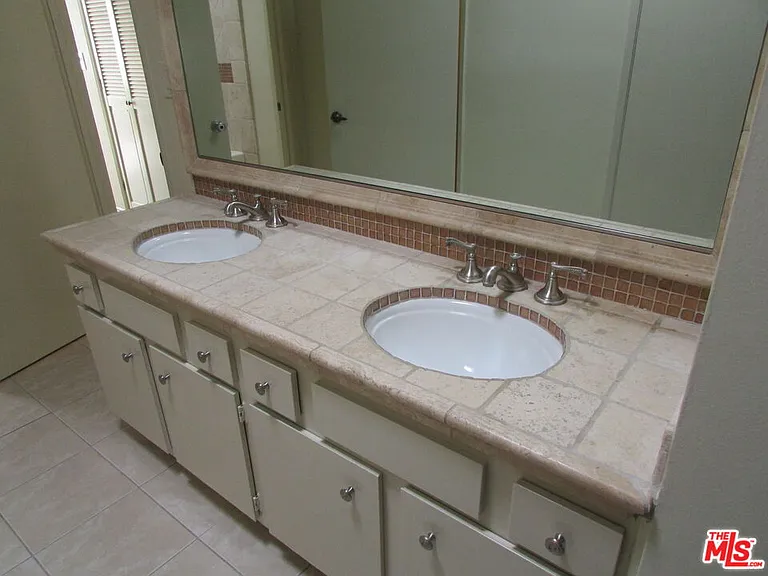 1850 Midvale Ave #7 — Photo 9