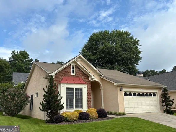 126 Augusta Dr, Peachtree City, GA 30269