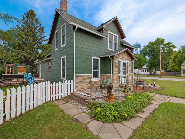 105 Main St, Sabin, MN 56580