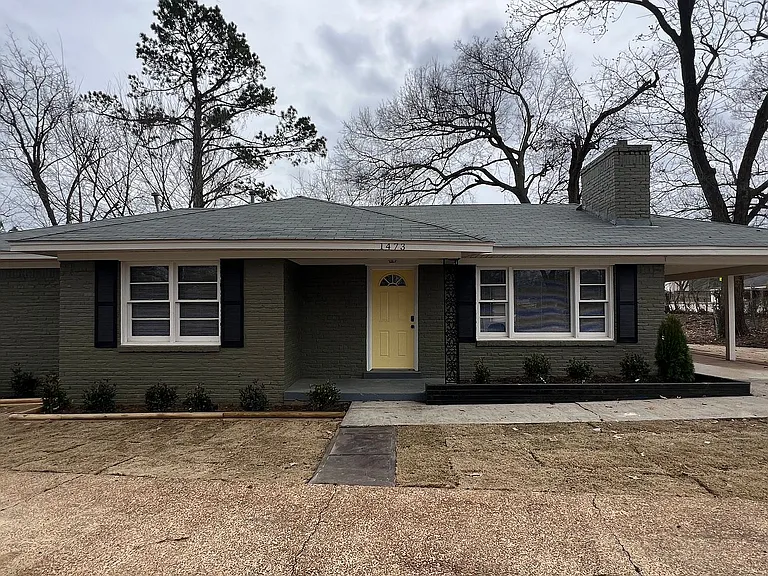 1473 Paullus Ave — Photo 1