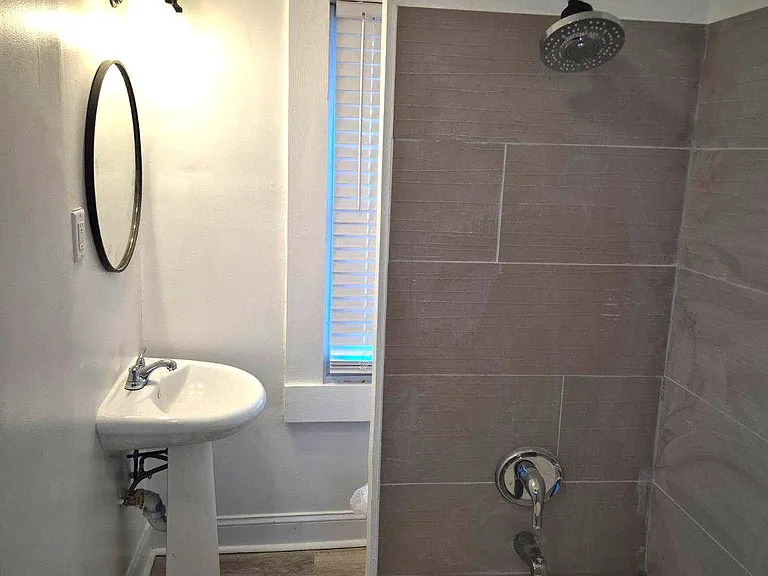 707 N Duncan St — Photo 10