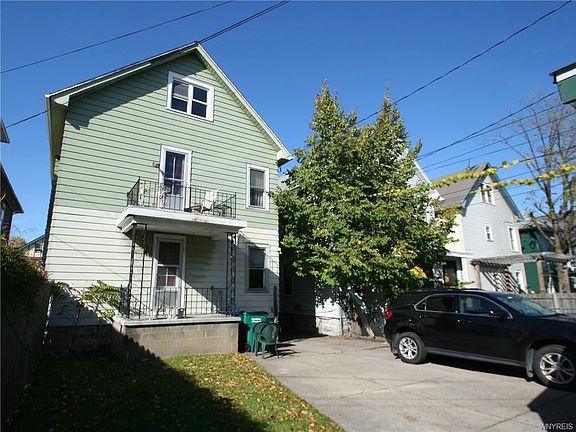 3rd image of 179 Claremont Ave