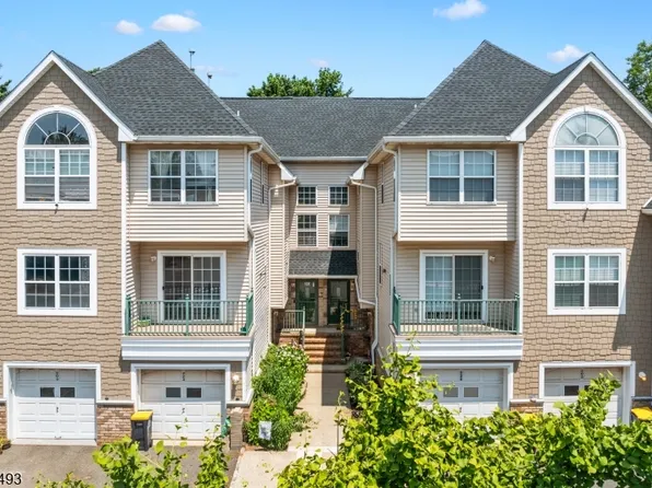 202 Rhoads Dr, Montgomery Twp., NJ 08502