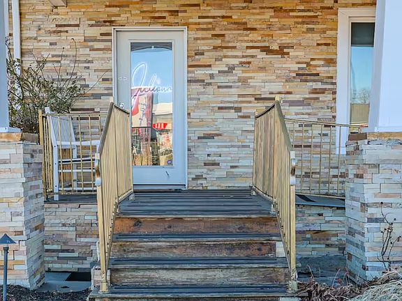3rd image of 1019 Berryville Ave #1