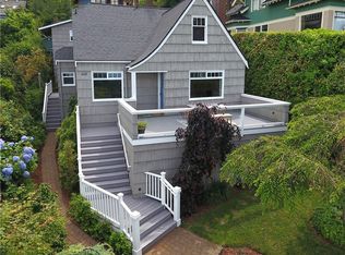 433 15th St, Bellingham, WA 98225