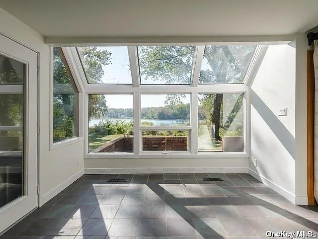 1 Pine Point — Photo 13