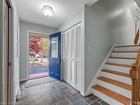 5th image of 29967 Ravenscroft St