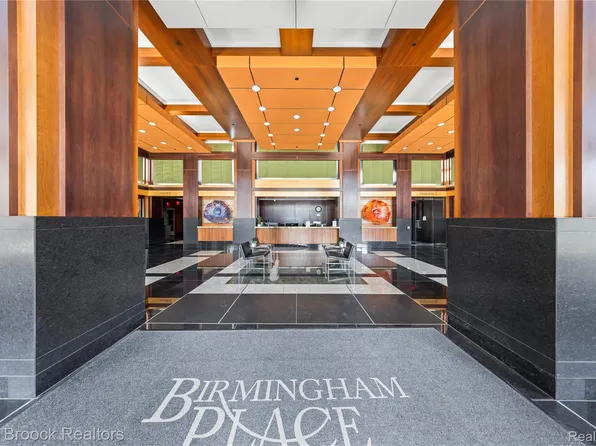 411 S Old Woodward Ave Unit 901, Birmingham, MI 48009