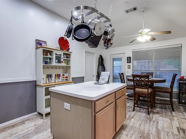 1309 Aspen Ln — Photo 9