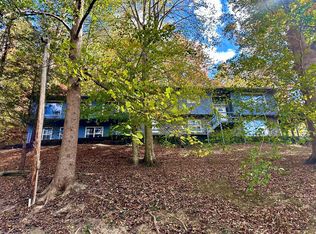 416 Right Penhook Rd, Harold, KY 41635