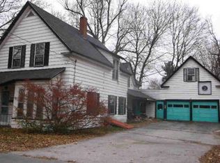 15 Rollins St, Derry, NH 03038