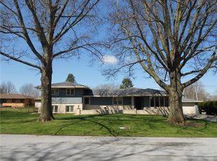 2006 West St, Granger, IA 50109