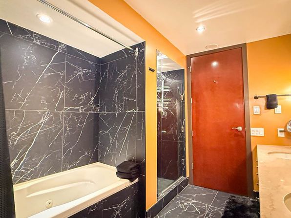 2 bedroom rental in Vancouver — photo 32