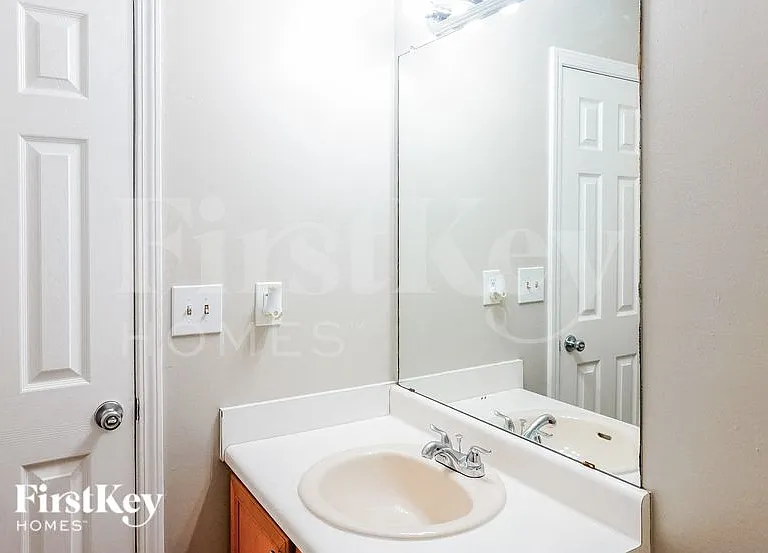 8439 Browns Mill Trce — Photo 13
