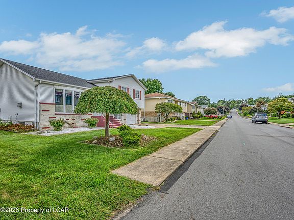 4th image of 23 David Rd