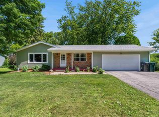 W9076 Heritage Hills Rd, Beaver Dam, WI 53916