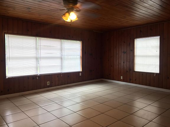 5th image of 3915 W Oklahoma Ave