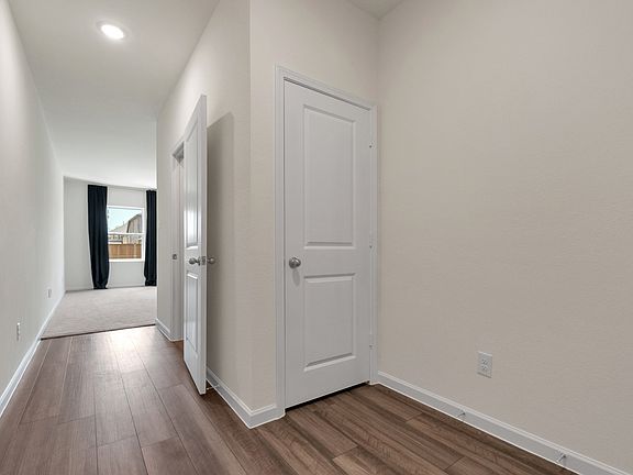 2nd image of 14144 Emeric St