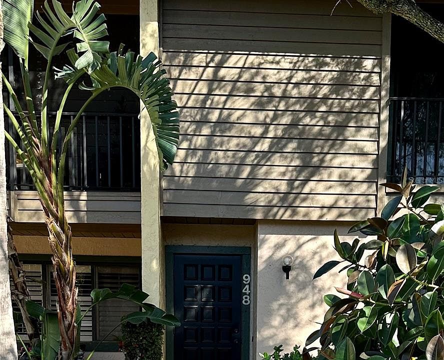 1st image of 948 Sunridge Dr