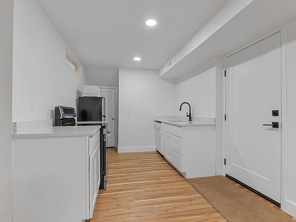 2nd image of 1543 Binford St