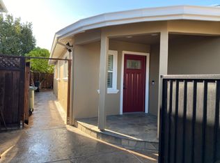 806 9th Ave #B, San Mateo, CA 94402