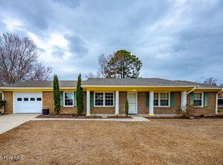22 Cherokee Cir, Havelock, NC 28532