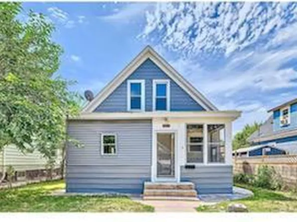 3227 Bryant Ave N, Minneapolis, MN 55412
