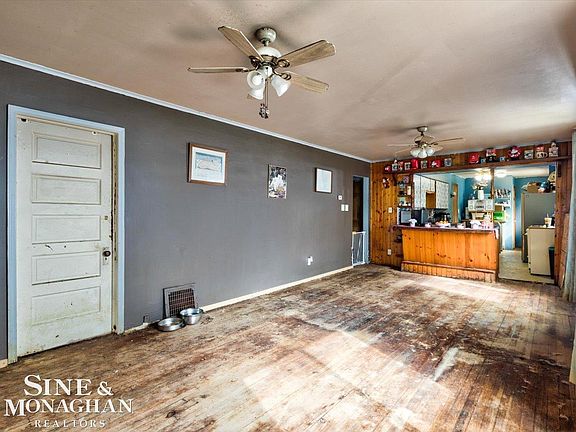 4th image of 1219 White St
