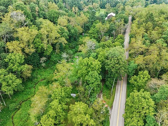 12th image of 5740 Mamont Rd