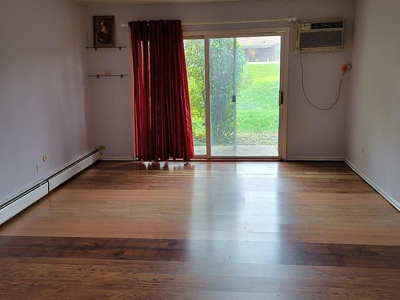 3rd image of 890 Trace Dr APT 105