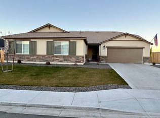 713 Swallow Pointe Dr, Sparks, NV 89441