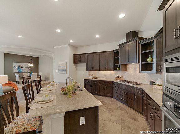 4th image of 4419 Eton Pl