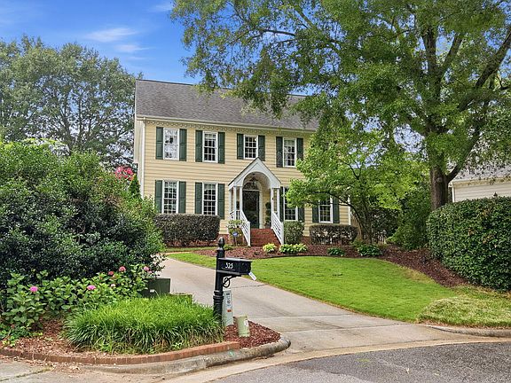 3rd image of 316 Shaftsberry Ct