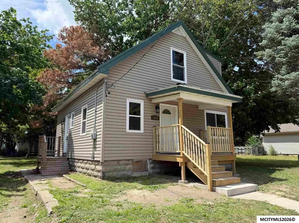 1514-1518 N Pennsylvania Ave, Mason City, IA 50401