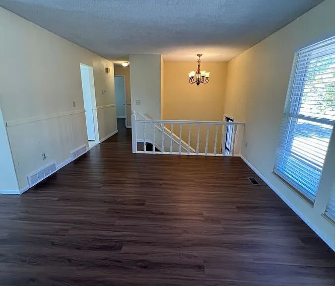 5345 Waddell Ave — Photo 5