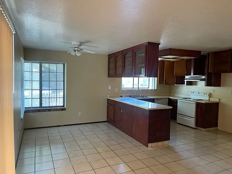 316 N Central Ave — Photo 7