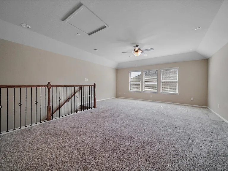 25208 Forest Ledge Dr — Photo 19